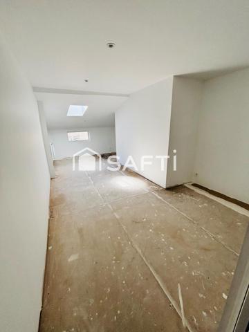 maison de bourg de 79 m² rénovée avec petit extérieur
