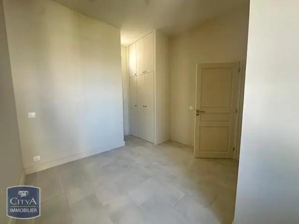 Appartement à louer 3 pièces 69.3m²