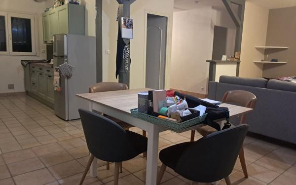 Maison à louer    3 pièces •  Vineuil