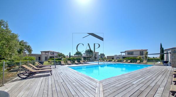 Lecci (20137) résidence secondaire 4 **** superbe T3 meublé avec Terrasse, Piscine à St Cyprien