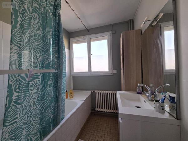 Appartement à louer à Reims dans la Marne (51100), ref : 51048-L45