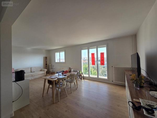 Appartement à louer à Reims dans la Marne (51100), ref : 51048-L45