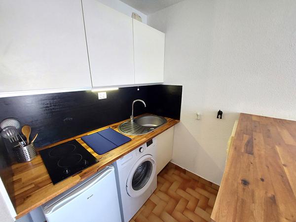 A louer à l'année en meublé La Grande Motte 1 pièce(s) 18.31 m2