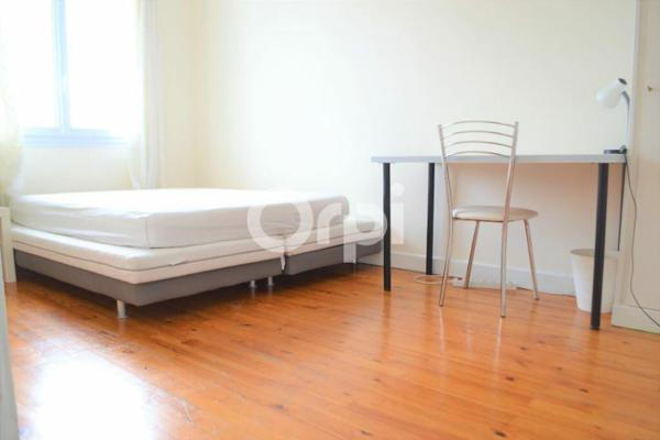 Appartement à louer    3 pièces •    Chambéry