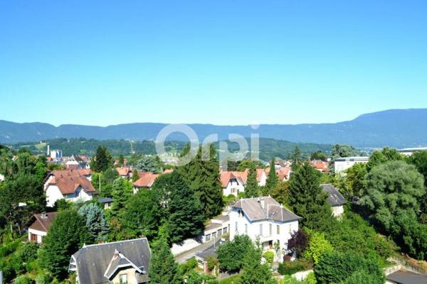 Appartement à louer    3 pièces •    Chambéry