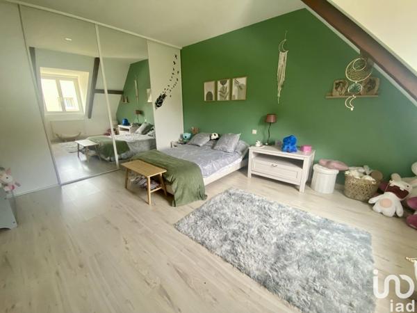 Maison traditionnelle 6 pièces de 212 m² à Asté (65200)