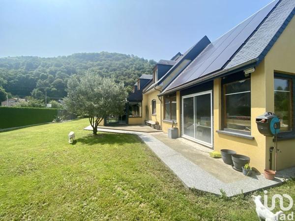 Maison traditionnelle 6 pièces de 212 m² à Asté (65200)