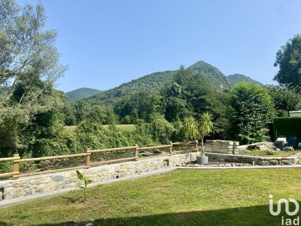 Maison traditionnelle 6 pièces de 212 m² à Asté (65200)