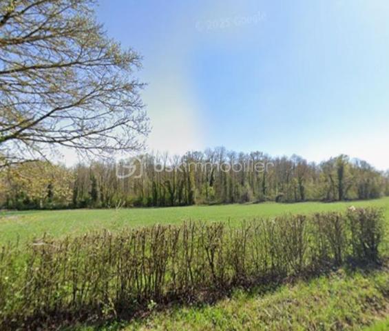 Terrain de 1 530 m²