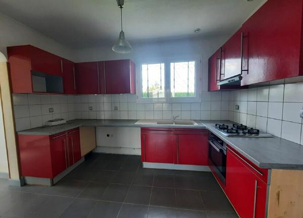 Maison à vendre    5 pièces •  Médis