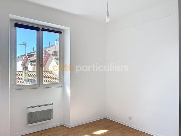 Vente
                Appartement35 m² - 2 Pièces -
                    BIARRITZ (64200)