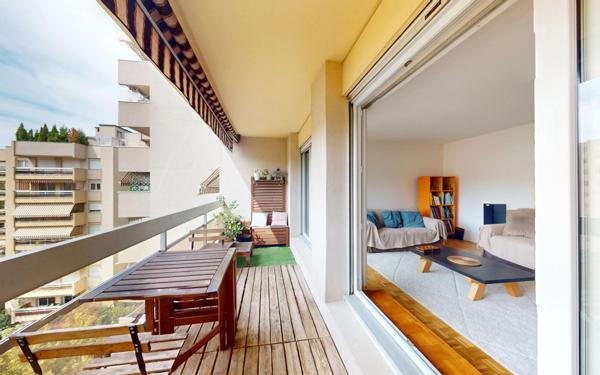 Appartement à vendre    4 pièces • 115,46 m2 Lyon 4