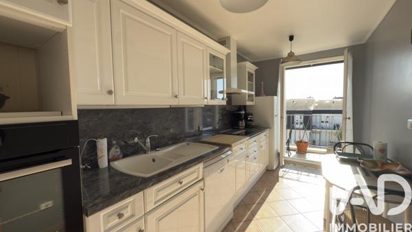 Appartement à vendre 4 pièces 79 m² Mantes-la-Jolie