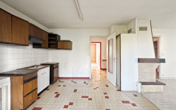 Maison à vendre    5 pièces •  Valence