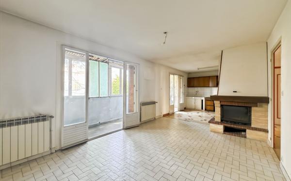 Maison à vendre    5 pièces •  Valence