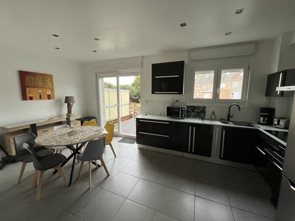 Maison 4 chambres, garage, terrasse, jardin