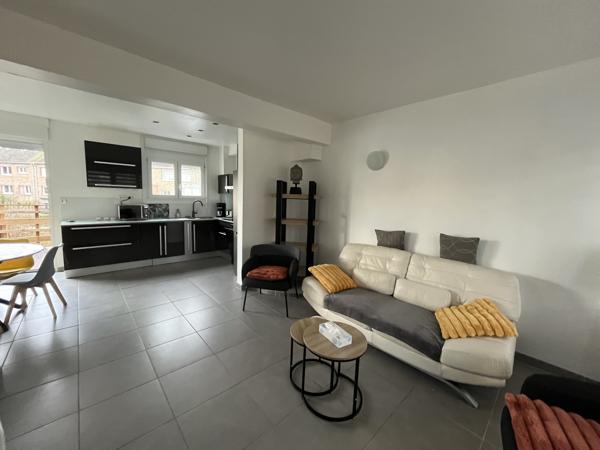 Maison 4 chambres, garage, terrasse, jardin