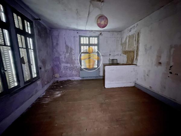 Vente Maison 5 pièces 215 m2 à La Fère