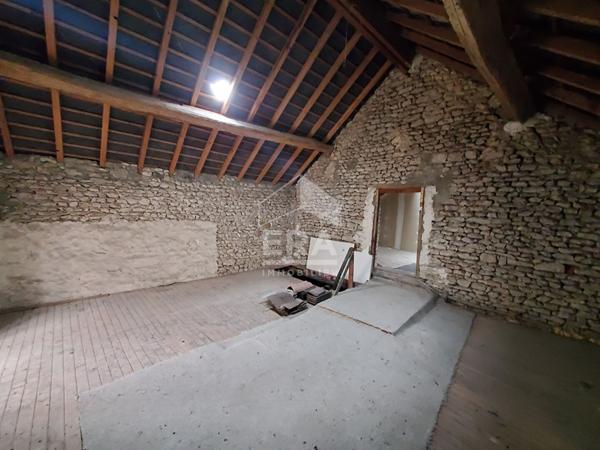 LONGERE à Angerville A VENDRE