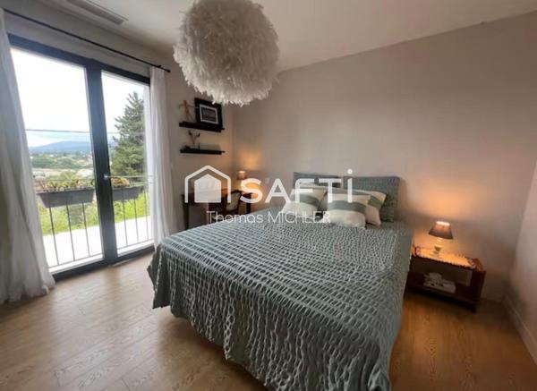 Maison de caractère en bon état à Vence quartier proche La Sine