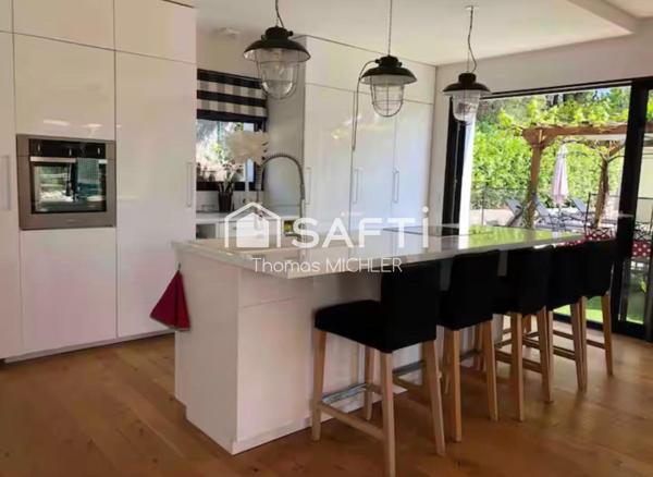 Maison de caractère en bon état à Vence quartier proche La Sine