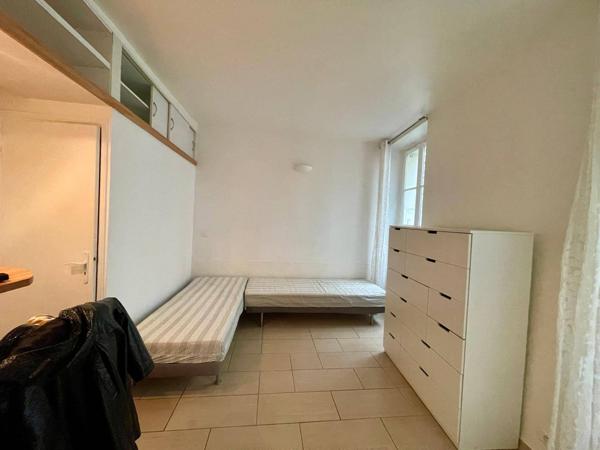 CHARMANT STUDIO LUMINEUX QUARTIER RECHERCHE