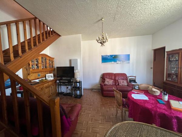 Appartement de type T4 , avec mezzanine