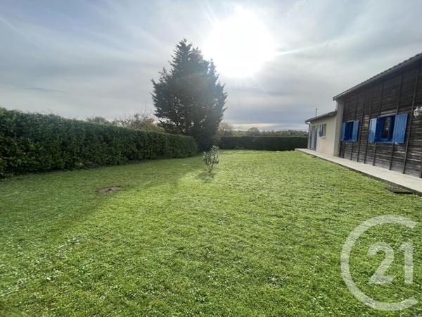 Maison à vendre  6 pièces - 154,47 m2 CHAMPDENIERS ST DENIS - 79