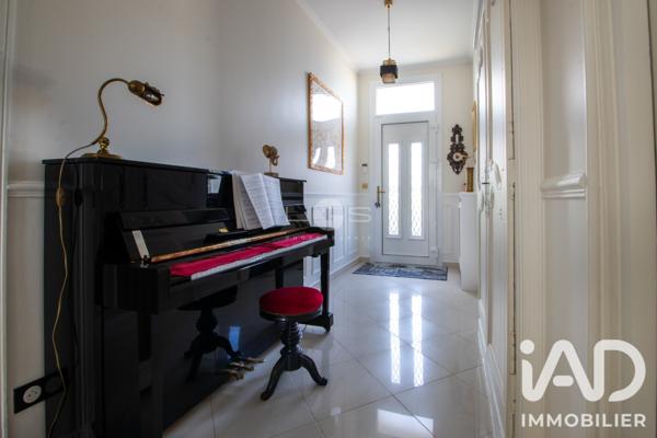 Maison à vendre 10 pièces 176 m² Roissy-en-Brie