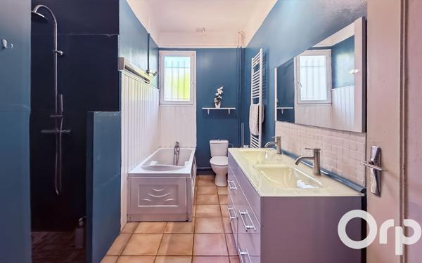 Maison à vendre    5 pièces •  Bollène