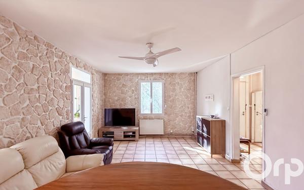 Maison à vendre    5 pièces •  Bollène