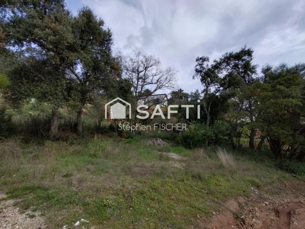 Terrain de 1200M2 Constructible