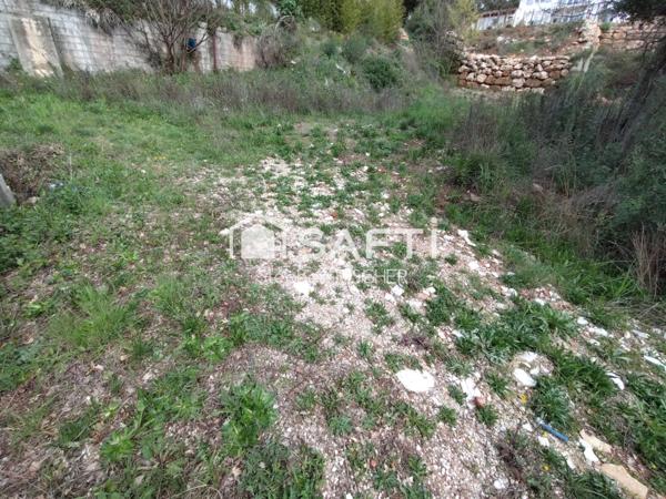 Terrain de 1200M2 Constructible