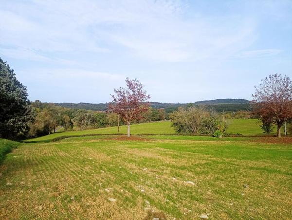 Carlus en Exclusifvité! : Magnifique Terrain à bâtir de 855 m2