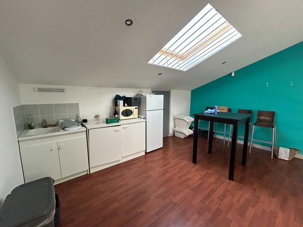 A LOUER - A VENDRE Local commercial Mayenne 360 m2 environ , Mayenne A LOUER - A VENDRE Local commercial Mayenne 360 m2 environ , Mayenne