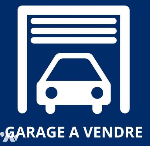 Dunkerque (59640) Petite Synthe, dans une batterie de garage, un garage fermé d'une surface de ...