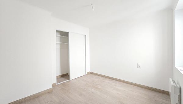 Appartement rénové à vendre à Charleval 67 m² au coeur du village