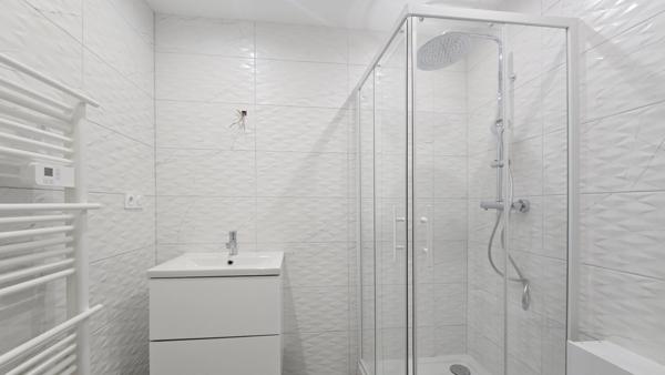 Appartement rénové à vendre à Charleval 67 m² au coeur du village