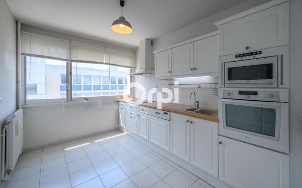 Appartement à vendre    3 pièces • 68,35 m2 Valenciennes