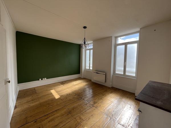 Maison à louer |  Barbezieux-St-Hilaire |  5 pièces | 122 m²