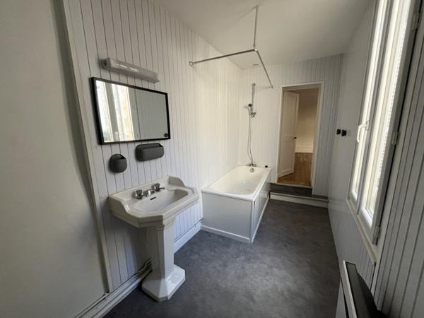 Maison à louer |  Barbezieux-St-Hilaire |  5 pièces | 122 m²