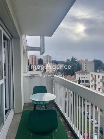 Appartement à SAINT-ETIENNE, 42100 - 1 pièce 25m²