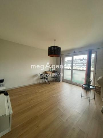 Appartement à SAINT-ETIENNE, 42100 - 1 pièce 25m²