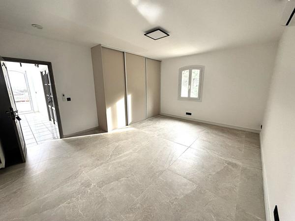 Bureaux  en location  à Lucciana 1 pièce(s)