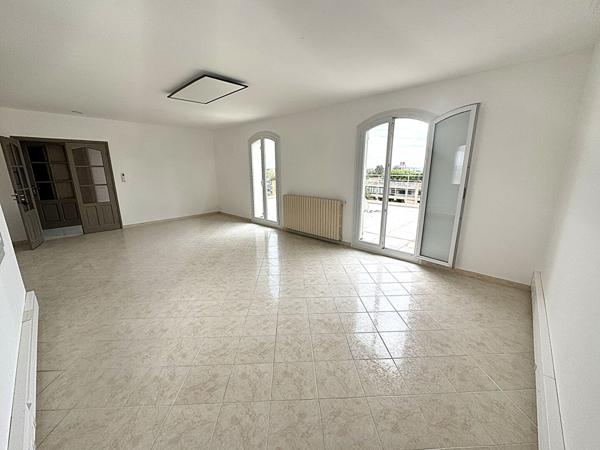 Bureaux  en location  à Lucciana 1 pièce(s)