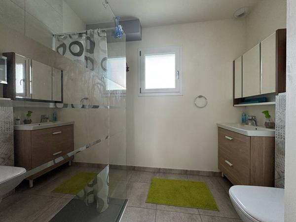 Maison - 5 pièces - 101 m²