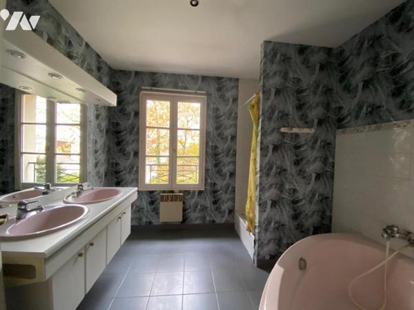 Maison 6 pièces avec sous-sol et jardin 