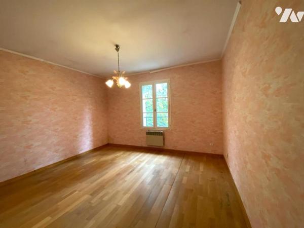 Maison 6 pièces avec sous-sol et jardin 