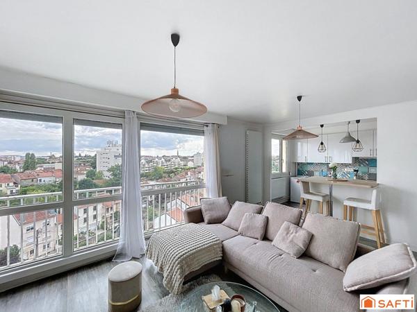 Très beau T2 au dernier étage dans copro sécurisée