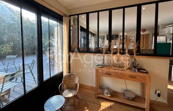 Maison avec piscine chauffée et jardin Saint-Palais-sur-Me